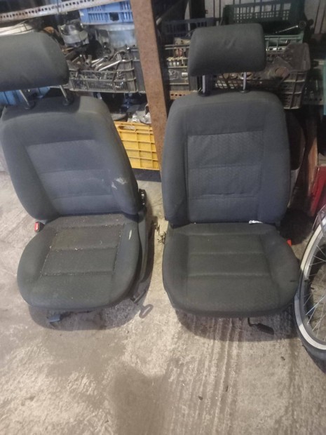 Audi A4 B5 Első Ülés Párban (Postázom is)