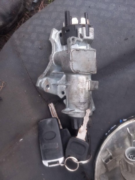Audi A4 B5 Gyujtáskapcsoló (Postázom is)