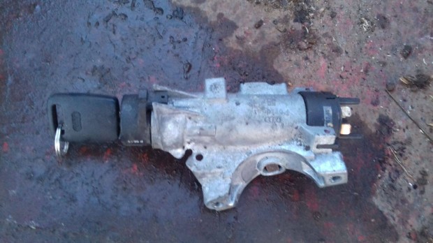 Audi A4 B5 Gyujtáskapcsoló (Postázom is)