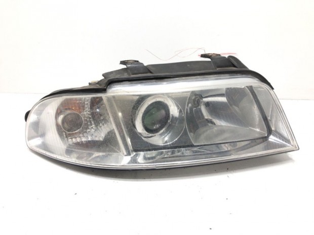 Audi A4 B5 Jobb első lámpa, fényszóró 8D0941030AK