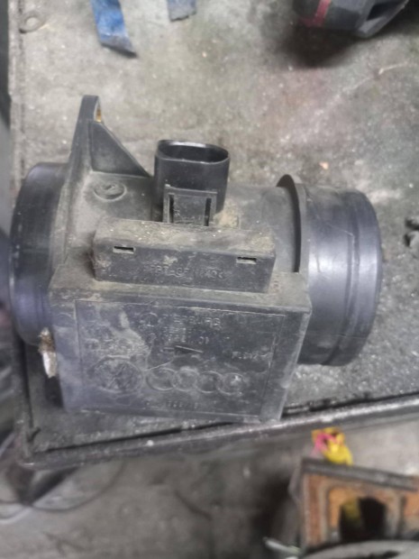 Audi A4 B5 Légtömegmérő (Postázom is)