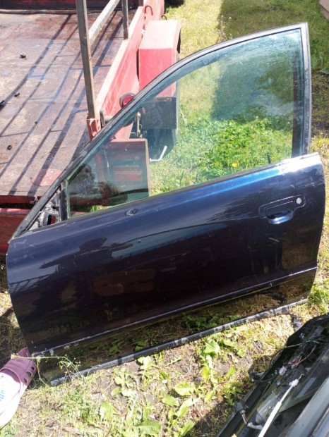 Audi A4 B5 Lz5l Bal Első Ajtó (Postázom is)