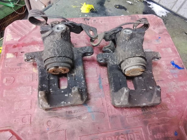 Audi A4 B5 / A6 C5 H�ts� F�knyereg P�rban (Post�zom is)