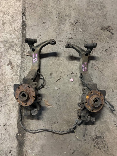 Audi A4 B5 kerk agy csonkllvny 