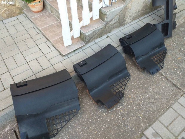 Audi A4 B5 keszty�tart�