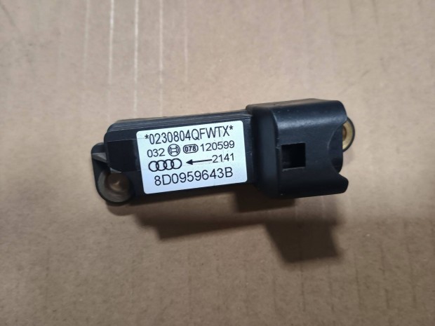 Audi A4 B5 oldall�gzs�k ind�t� modul 8D0959643B