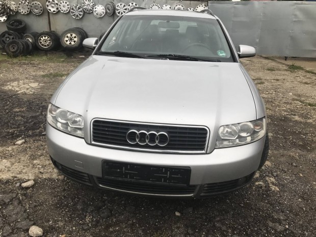 Audi A4 B6 2.5tdi,automata,combi alkatrszek