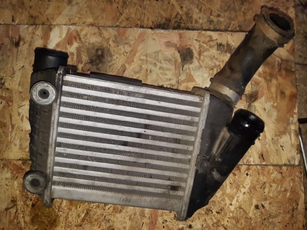 Audi A4 B6 Tltleveg Ht / Intercooler