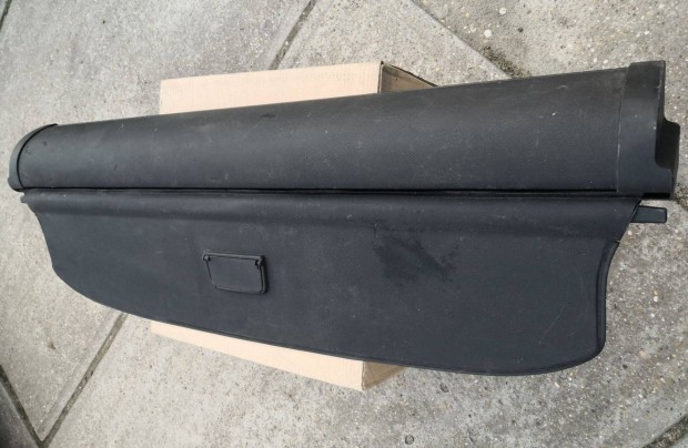 Audi A4 B6 / B7 csomagtr rol kutyahlval