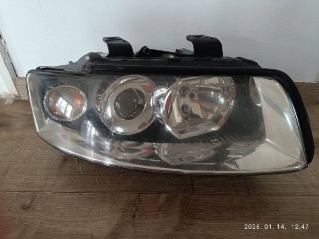 Audi A4 B6 els� f�nysz�r� 