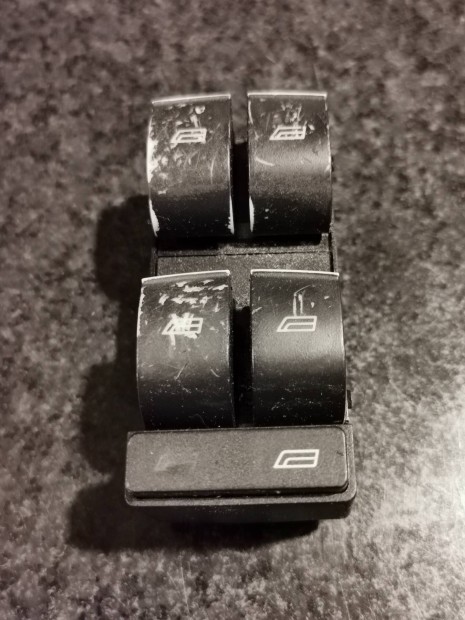 Audi A4 B6 vezet� oldali ablakemel� kapcsol�