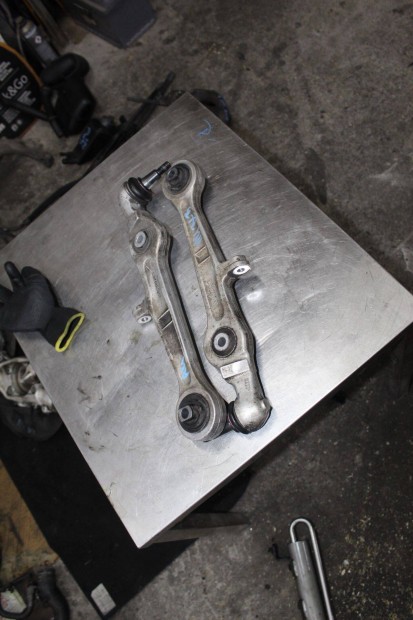Audi A4 B7 2.0D lengkar 8E0407155E