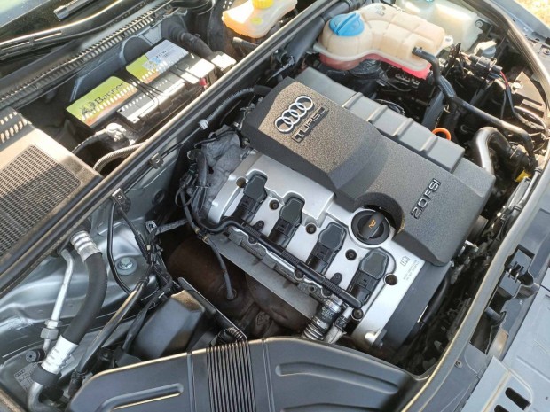 Audi A4 B7 2.0tfsi komplett motor
