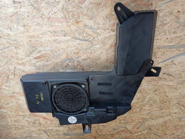 Audi A4 B7 Avant  (2004-2008) Csomagt�r H�ts� Hangsz�r�