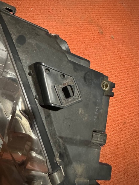 Audi A4 B7 Gy�ri Els� f�nysz�r� p�r