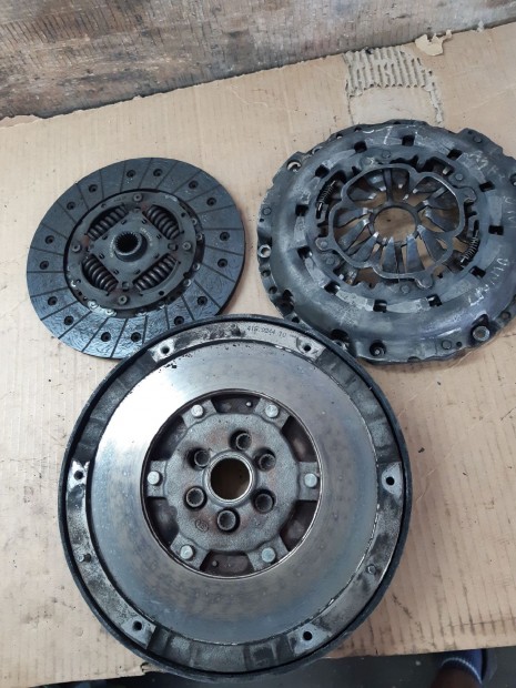Audi A4 B7 Kuplung Szett