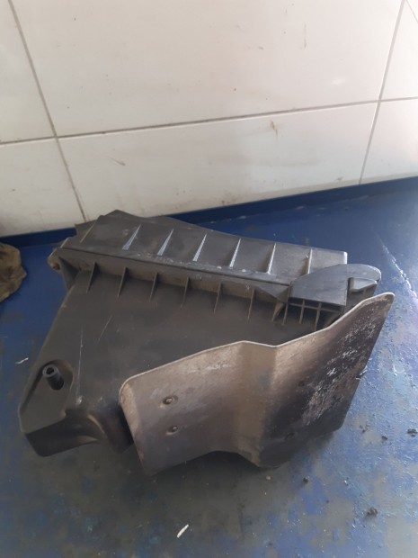 Audi A4 B7 L�gsz�r� H�z