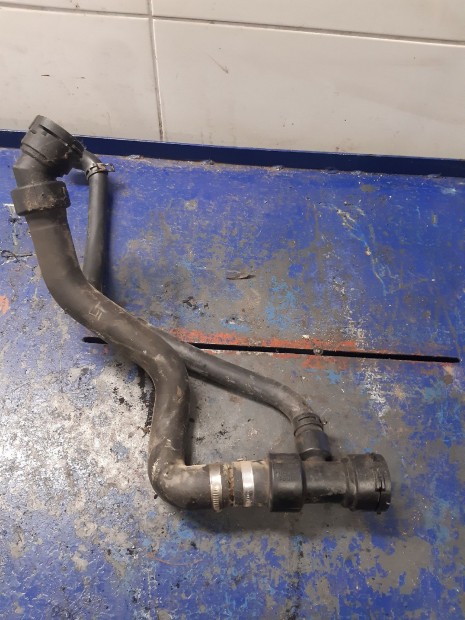 Audi A4 B7 V�zcs� + Csonk