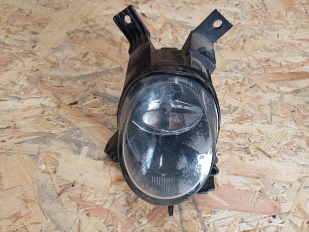 Audi A4 B7  (2004-2008) Bal Els� K�dl�mpa