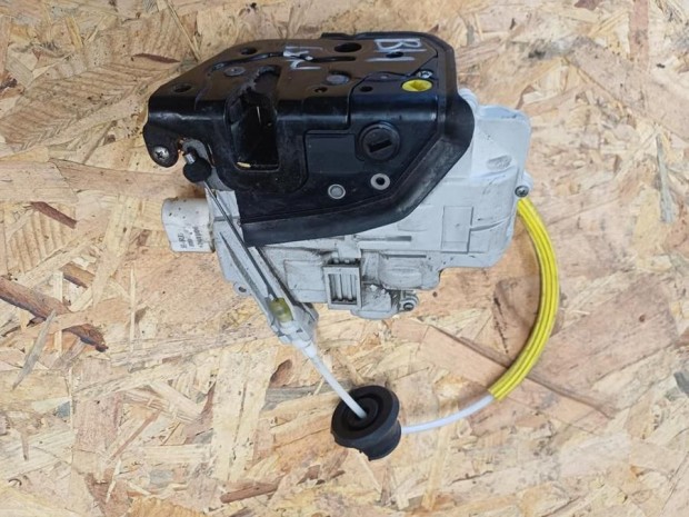 Audi A4 B7  (2004-2008) Bal Hts Ajt Kzpontizr