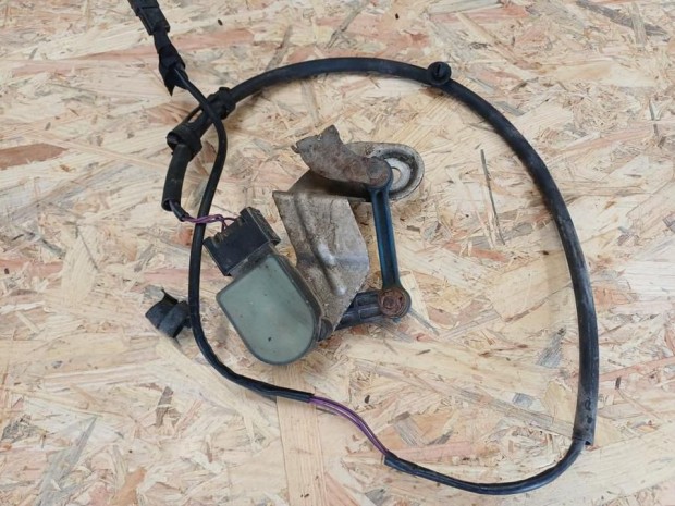 Audi A4 B7  (2004-2008) Hts Xenon Szintez