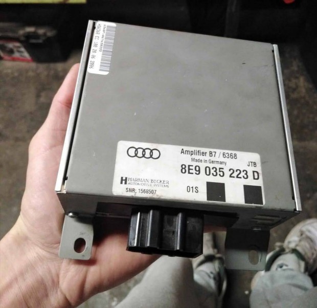 Audi A4 B7 gyri ersit