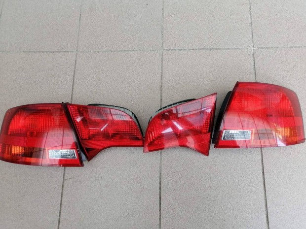Audi A4 B7 hátsó lámpa eladó