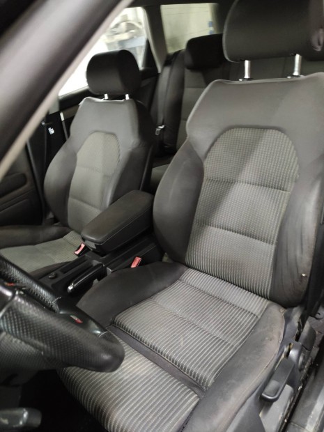 Audi A4 B7 �l�s szett 