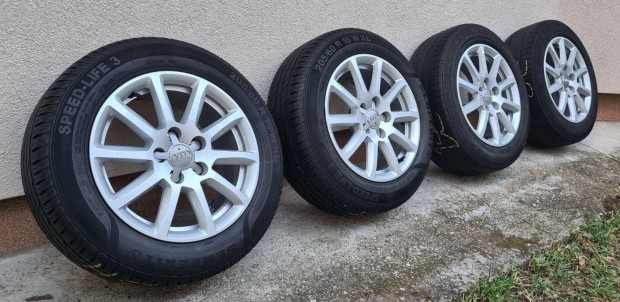 Audi A4 B8 16" Gyári alufelni garnitúra