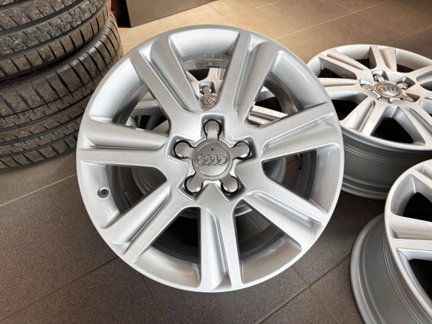 Audi A4 B8 17" 5x112 gy�ri alufelni elad� 17 coll A3 A6