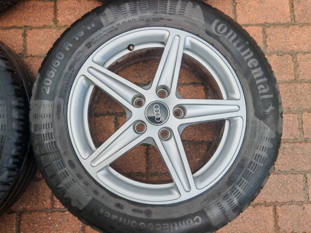 Audi A4 B8 B9 gy�ri 16col alufelni 205/60r16 ny�ri gumi 