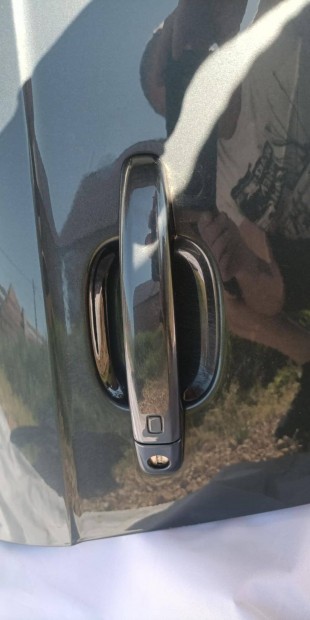 Audi A4 B8 Gyári Fényezésü komplett oldal ajtók. Végkiárusitás!