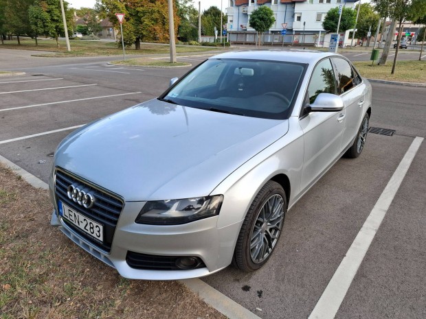 Audi A4 B8 Sedan 2.0 TDI 143Le