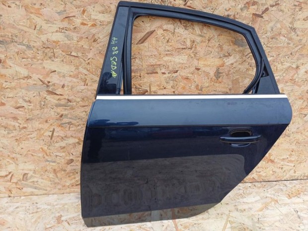 Audi A4 B8 Sed�n (2008-2015) Bal H�ts� Ajt�