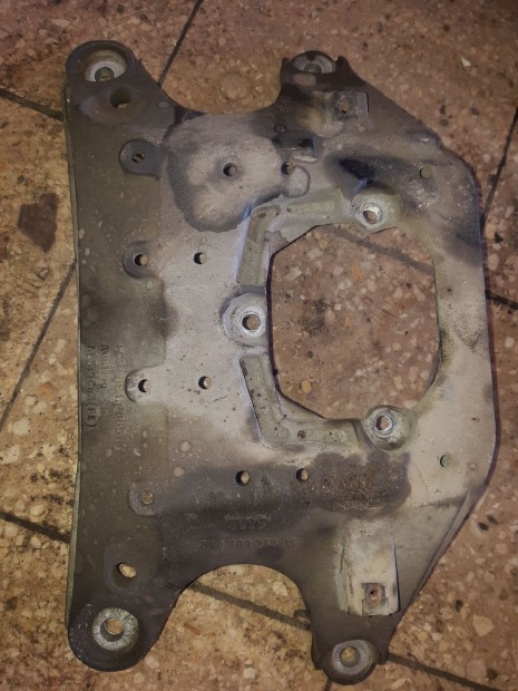 Audi A4 B8 Váltótartó Bak