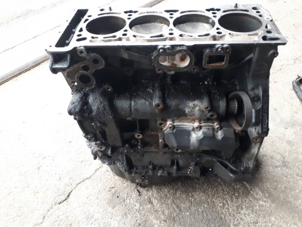 Audi A4 B8  1.8  Tfsi  Cdhb  fztt motorblokk 