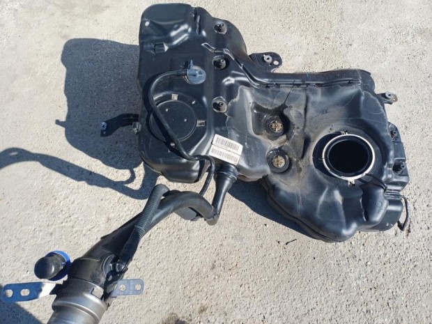 Audi A4 B8 (2008-2015) 2.0Tdi Diesel �zemanyagtank