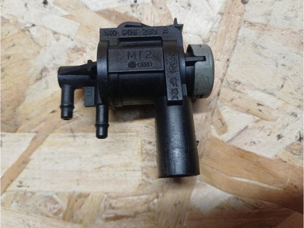 Audi A4 B8 (2008-2015) 2.0Tdi Diesel V�kum Szelep