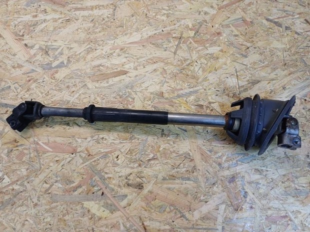 Audi A4 B8 (2008-2015) Korm�nyoszlop Kard�n