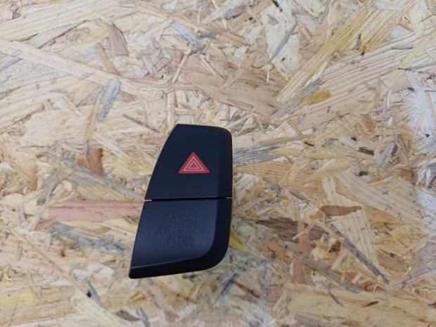 Audi A4 B8 (2008-2015) V�szvillog� Kapcsol�