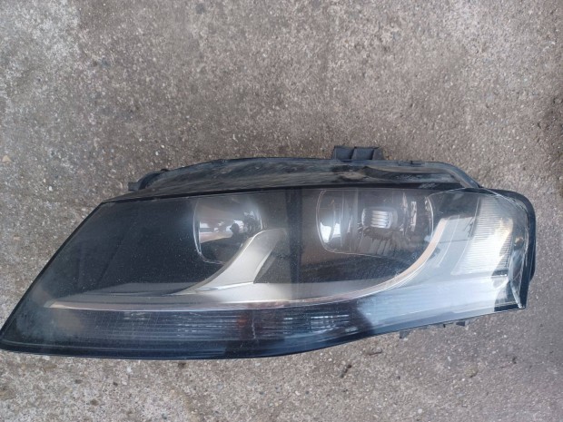 Audi A4 B8 bal első lámpa eladó