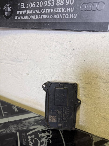 Audi A4 B8 facelift xenon traf 8K5 941 329