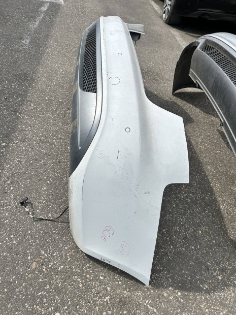 Audi A4 B8 hátsó lökhárító