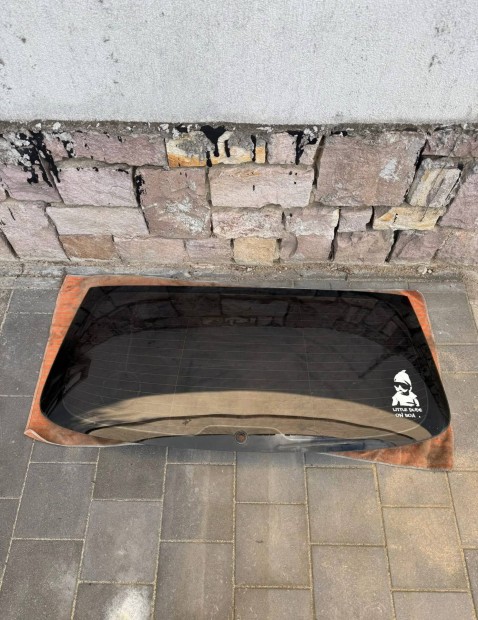 Audi A4 B8 hátsó szélvédő és csomagtérajtó