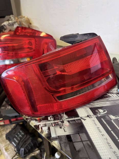 Audi A4 B8 kombi bal hts lmpa 