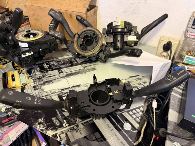 Audi A4 B8 kormnykapcsol 8k0953502bc