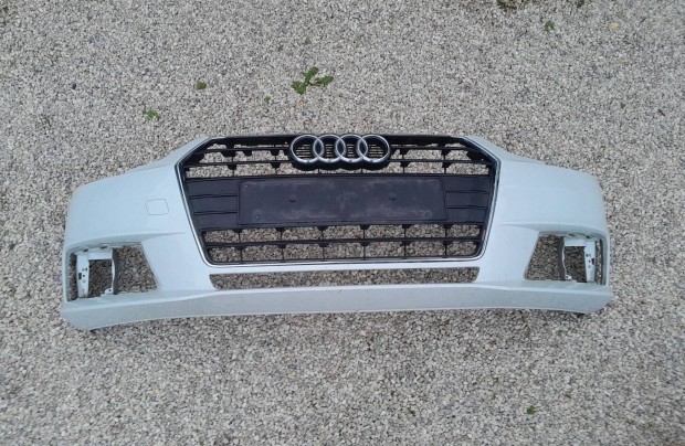 Audi A4 B9 8W első lökhárító fehér