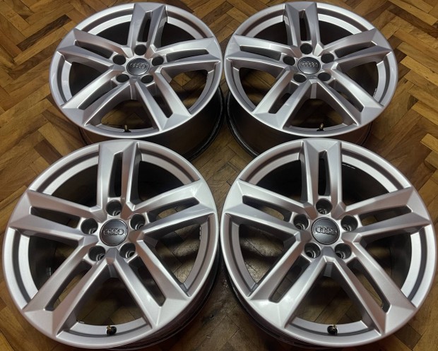 Audi A4 B9 Gyári Alufelni 17" 5x112