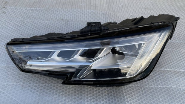 Audi A4 B9 bal első LED fényszóró 8W0941035