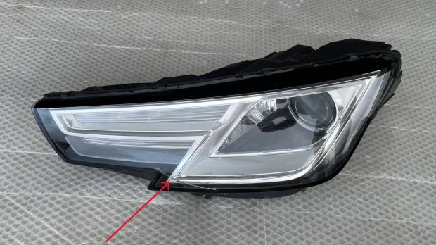 Audi A4 B9 bal első xenon fényszóró 8W0941005